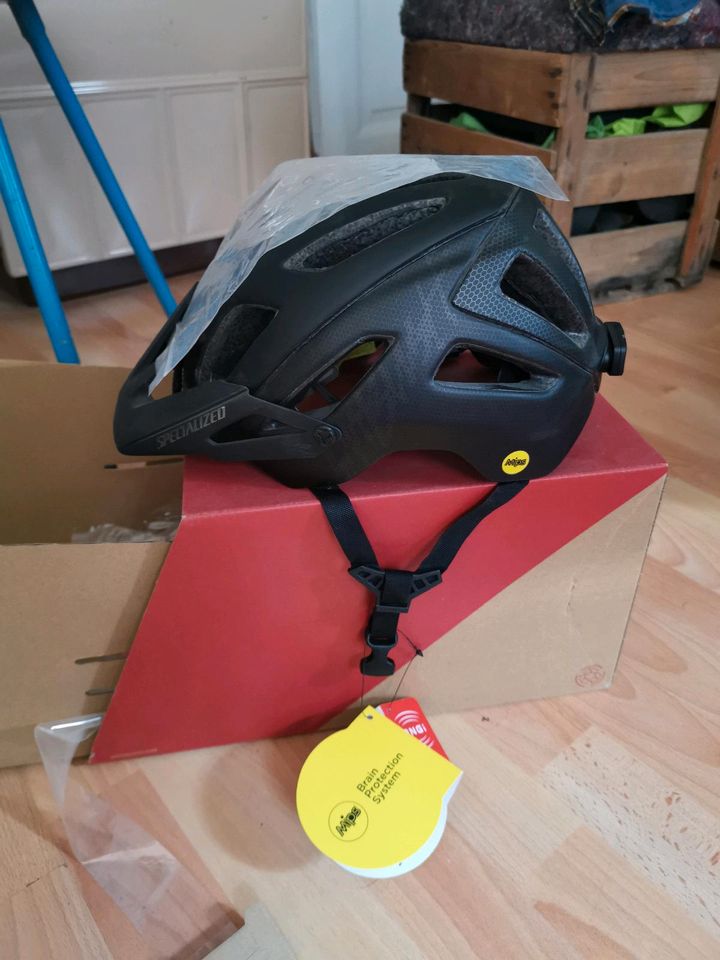 Specialized ambush Helm angi +mips Gr. S neu in Darmstadt