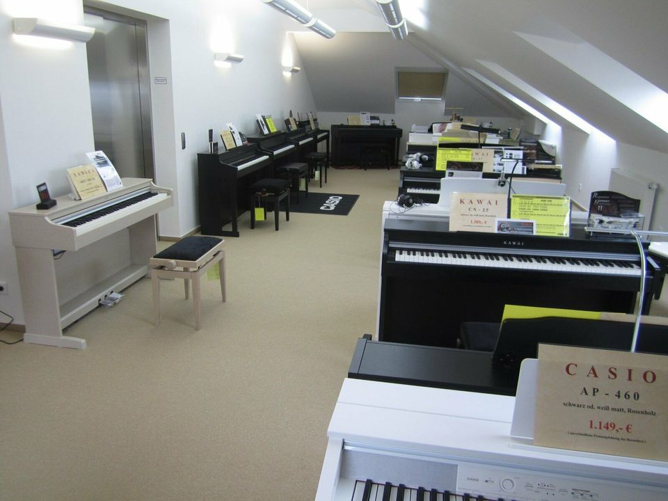 Yamaha Clavinova Digitalpiano/Klavier AKTIONSWOCHEN in Nideggen / Düren