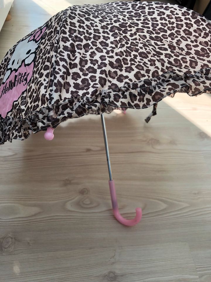 Kinder Regenschirm Hallo Kitty (H&M) in München - Bogenhausen | eBay  Kleinanzeigen ist jetzt Kleinanzeigen
