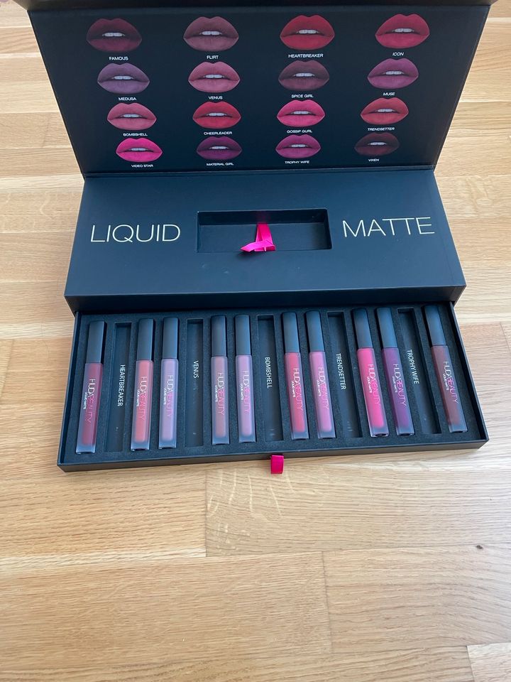 Huda Beauty Liquid Lipstick Box in Köln - Zollstock | eBay Kleinanzeigen  ist jetzt Kleinanzeigen