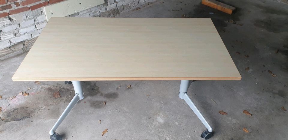 Klapptisch 1,40x0,80 in Hesel