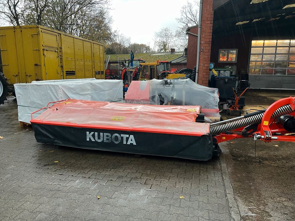 Kubota DM2032 / Vicon Extra 232 in Suderburg