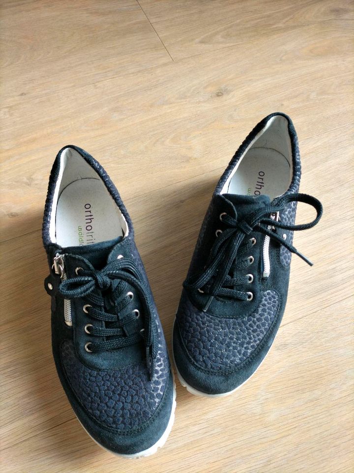 Damen  Sneaker schuhe 37,5 Waldläufer in Lippstadt