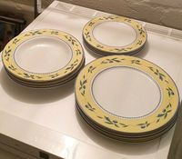 4er Set Teller ähnlich Valdemossa Geschirr fine royal porcelain Schleswig-Holstein - Reinbek Vorschau