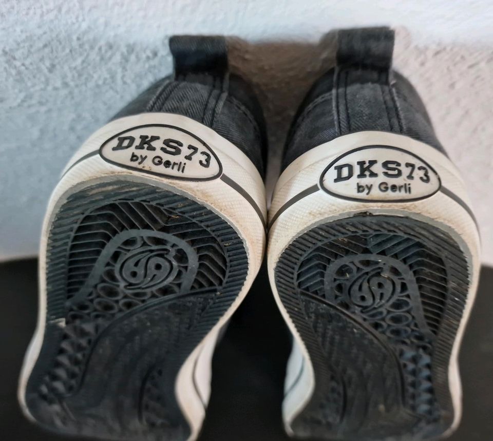 Dockers Sneaker Kommunion anthrazit 36 Turnschuhe Halbschuhe in Treis-Karden