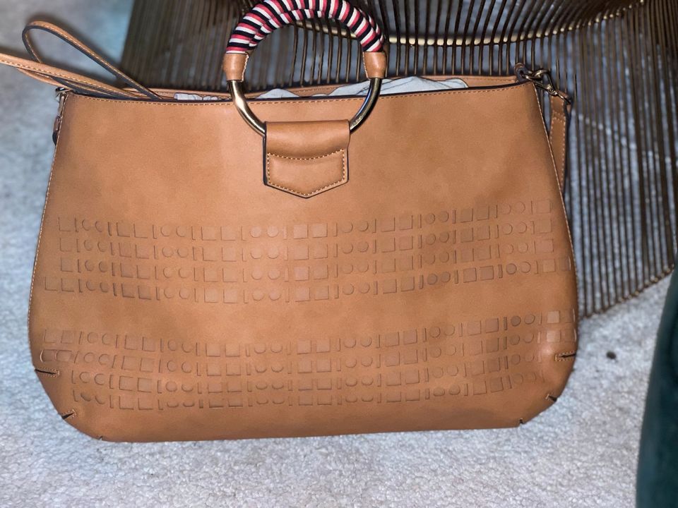 ❤️ Mango Cognac farbene Tasche in Lederoptik 45 × 30 NEU in  Neuhausen-Nymphenburg - Neuhausen | eBay Kleinanzeigen ist jetzt  Kleinanzeigen