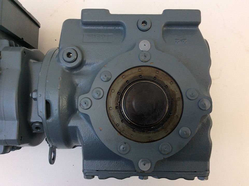 SEW Eurodrive Getriebemotor SA47 DRS71S4/TH 0.25kW 1390/13 r/min in Korschenbroich