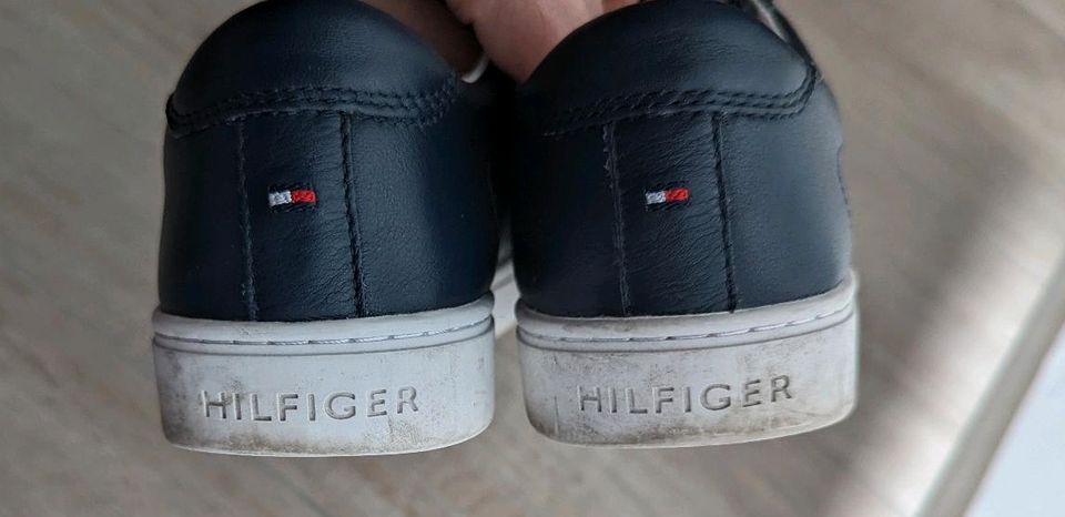 Tommy Hilfiger Sneaker, 39, dunkelblau, Leder in Sinzig