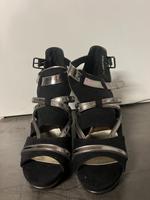 Elegante High Heels von Catwalk – Größe 39 – Schwarz mit Metallic Brandenburg - Schöneiche bei Berlin Vorschau