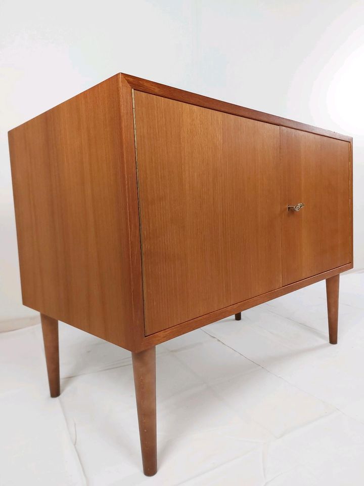 Kommode,  kleines Sideboard Teak vintage, retro, 50er,60er in Regensburg