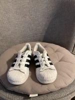 Adidas Superstar Sneaker Gr. 28 TOP. OVP Schleswig-Holstein - Reinfeld Vorschau