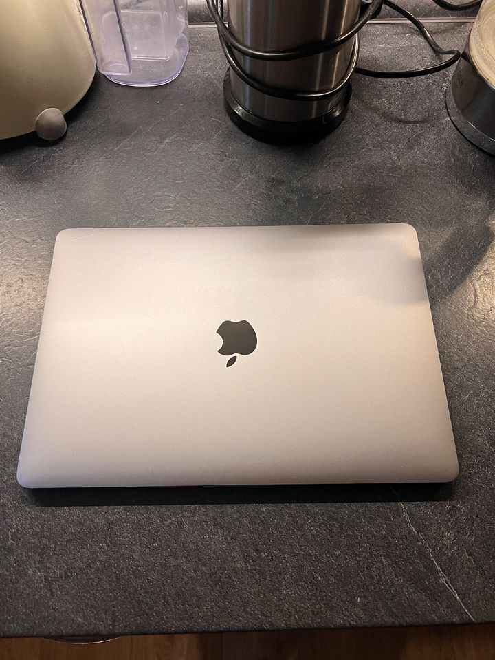 (Bis Montag), Wie NEU - MacBook Pro 2020 13" 16 RAM | 512 GB in Dresden