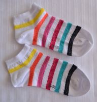 Neu kurze Socken Streifen gestreift bunt weiß 35 - 38 München - Au-Haidhausen Vorschau