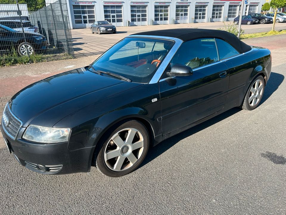 Audi A4 Cabrio 2.4 V6 TÜV März 2025 in Osnabrück