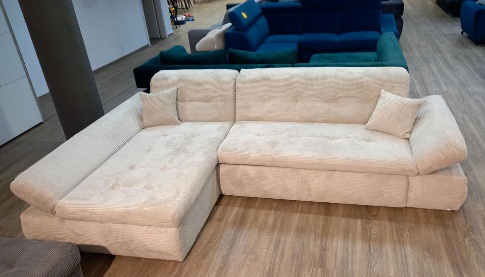 Ecksofa Eckcouch Schlaffunktion Cord-Samt Creme in Düsseldorf