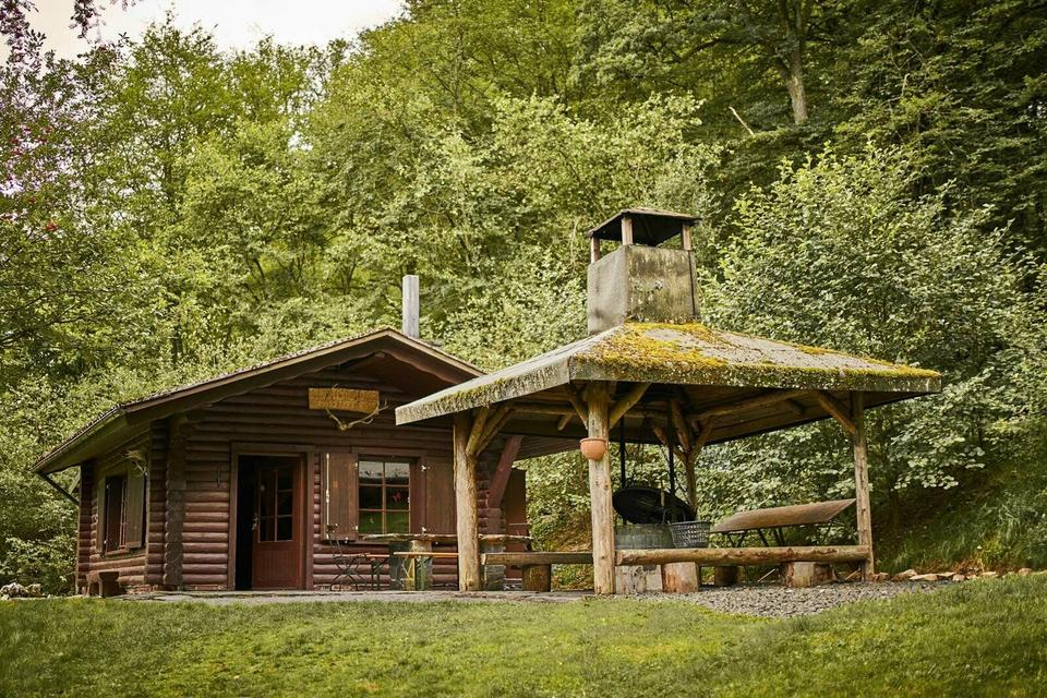 Camping + Angeln Angelurlaub JGA Männerurlaub Angelerlebnis in Welterod