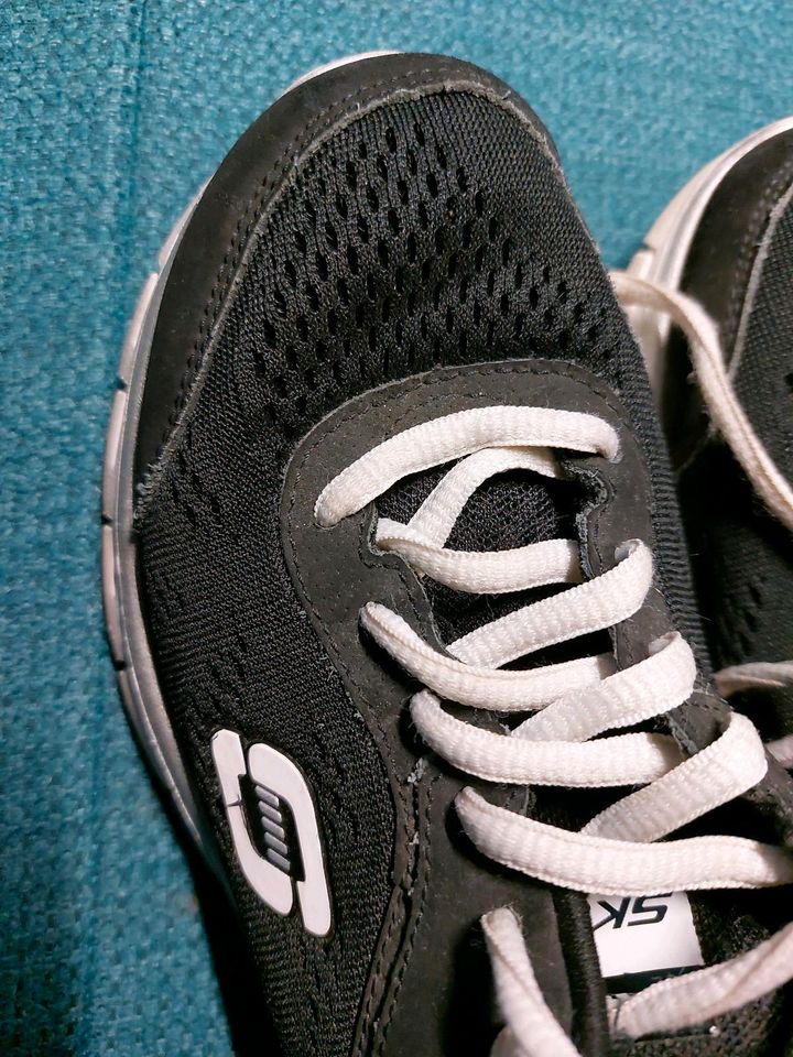 Skech knit shop skechers schwarz