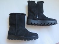 Stiefel Stiefeletten schwarzes Wildleder dick gefüttert Gr. 39 Sachsen - Aue Vorschau