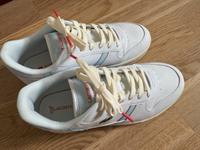 Lacoste Sneaker, neu, Größe 38 Kr. München - Feldkirchen Vorschau