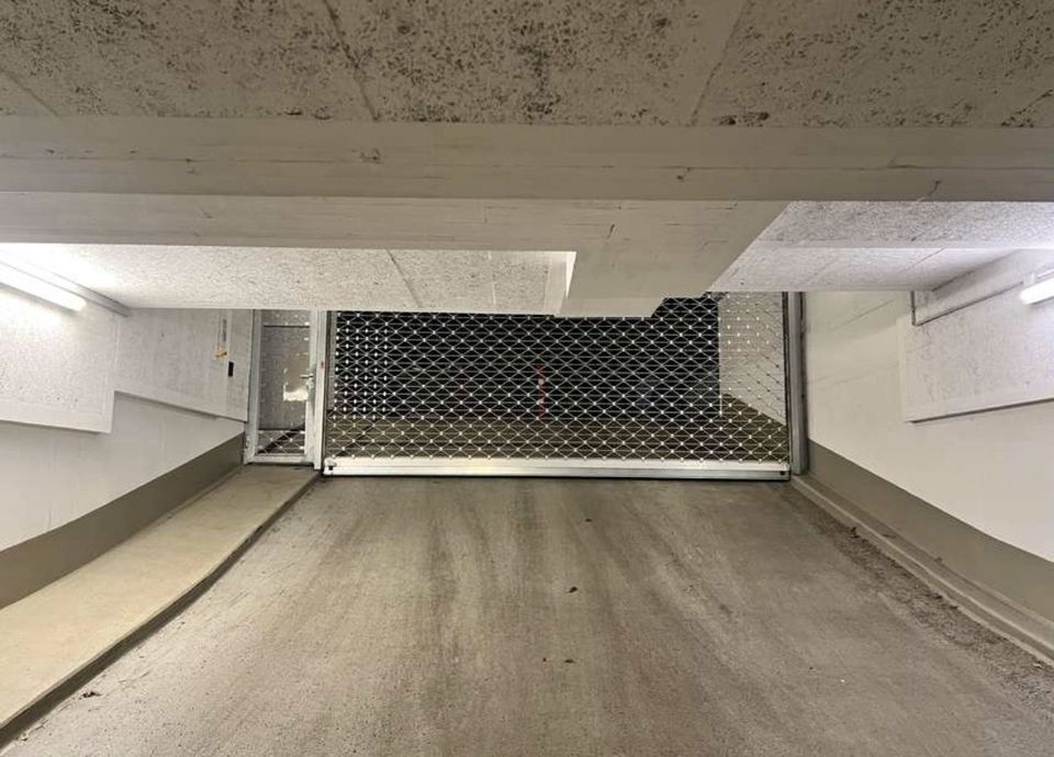 Tiefgaragenstellplatz in unmittelbarer Nähe des Bahnhofs Pasing in München