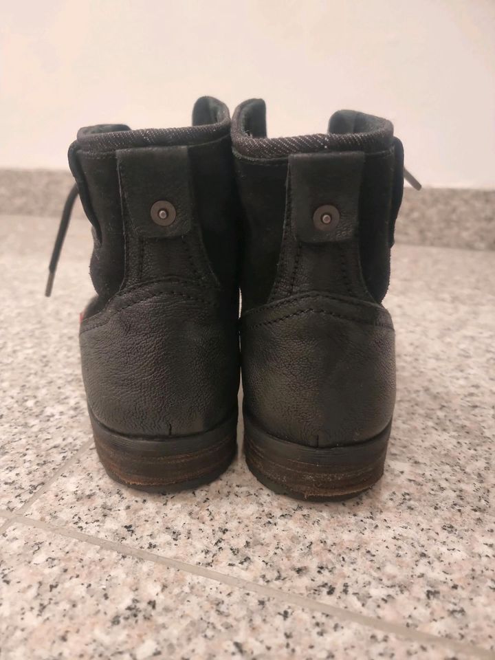 LEVIS Stiefeletten schwarz Echtleder Gr 41 wie neu in Lengede