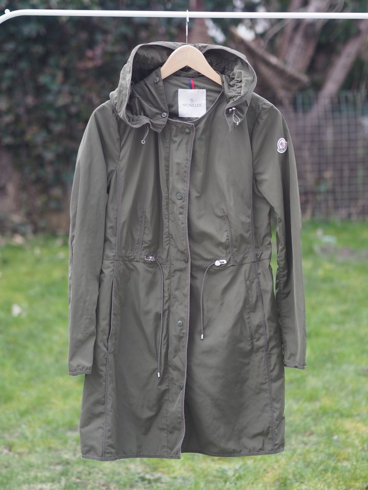 Original Moncler Mantel Parka Damen - S/36 in Augsburg