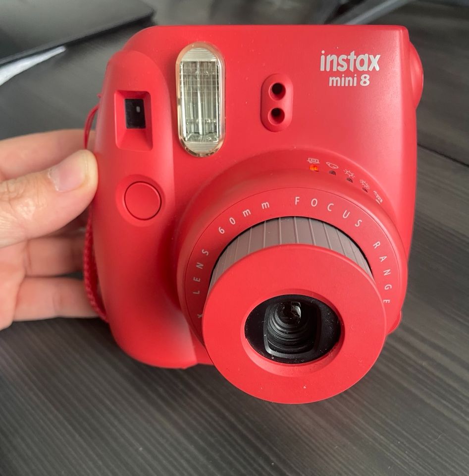 Instax Mini 8 + Kameratasche in Kornwestheim