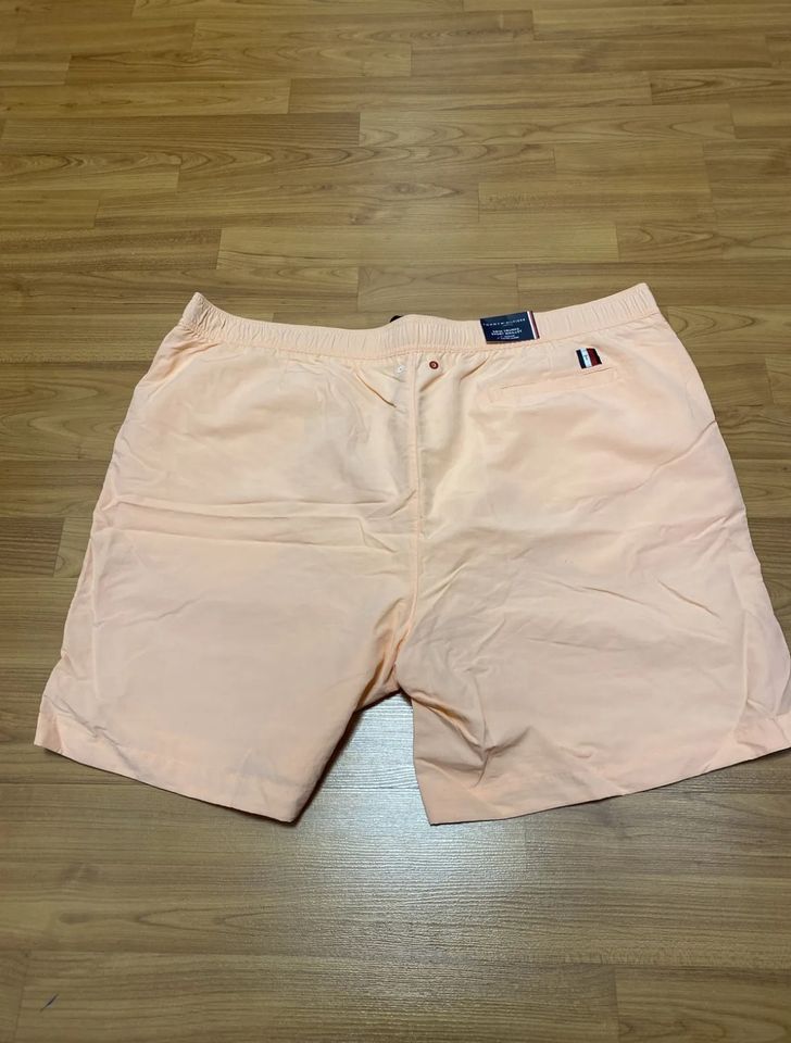 Tommy Hilfiger Herren Badeshorts in der Größe XXXL in Braunschweig