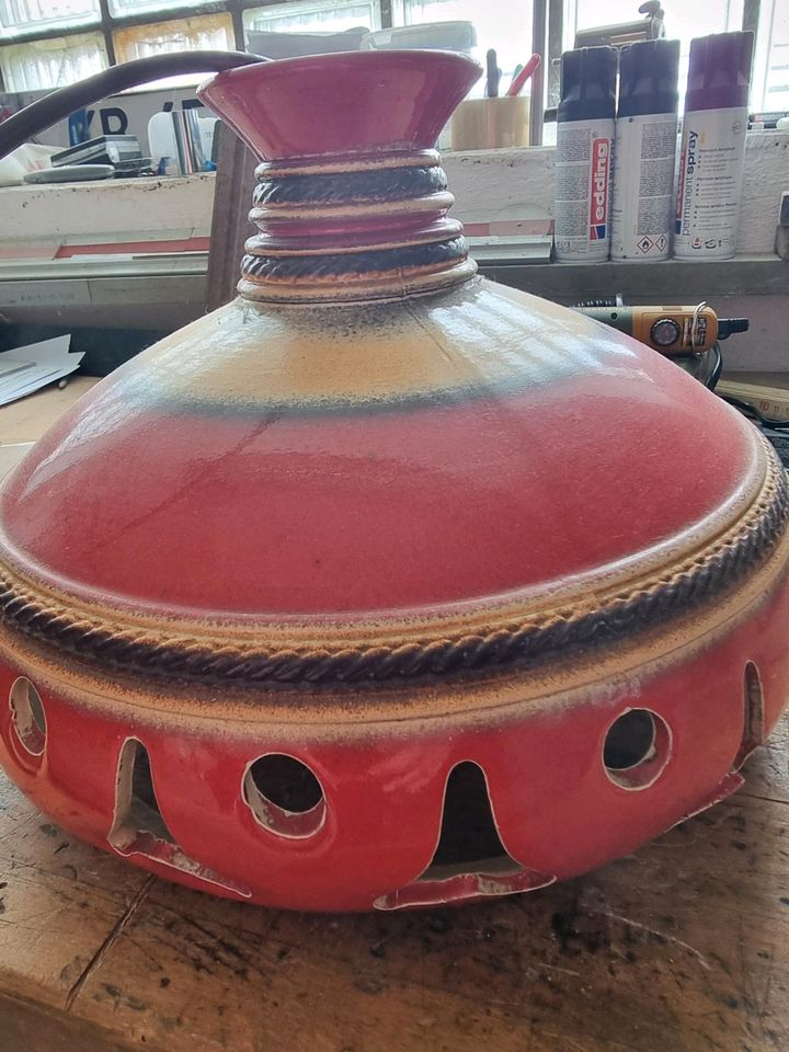 Lampe aus Ton/ Keramik in Aulendorf