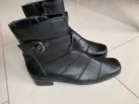 Schwarze Stiefeletten mit kleinem Absatz Gr. 40 Niedersachsen - Göttingen Vorschau