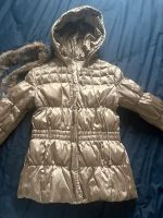 Gold Daunenjacke monnalisa Gr.12 Berlin - Wilmersdorf Vorschau