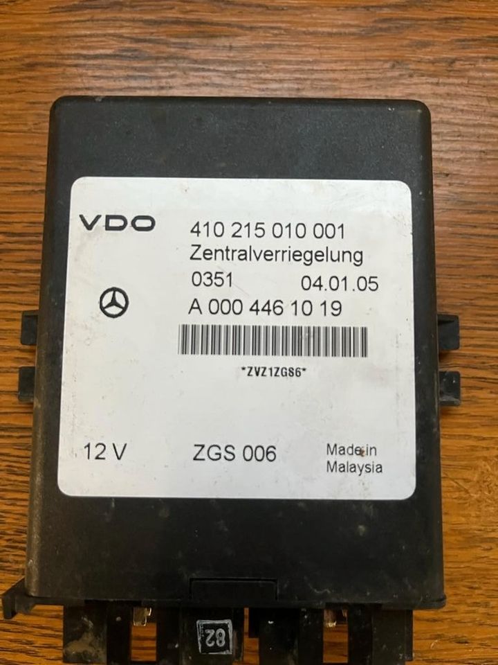 Mercedes VDO Zentralverriegelung Steuergerät A0004461019 in Bottrop