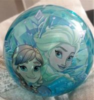Anna Elsa Eiskönigin Frozen Ball ca 12 cm Schleswig-Holstein - Neuberend Vorschau