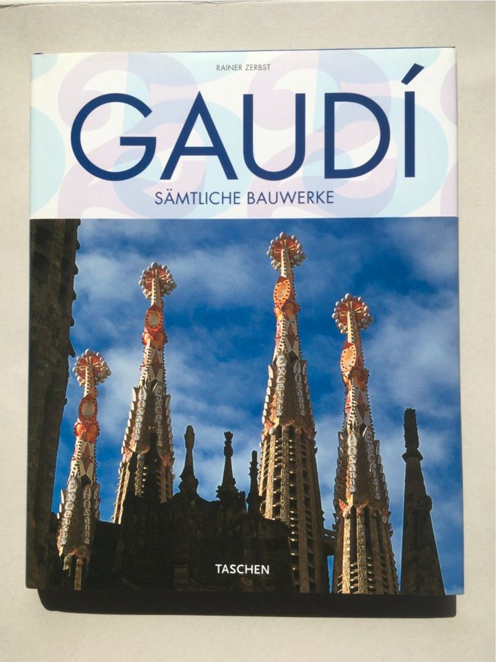 Gaudí -Sämtliche Bauwerke | Rainer Zerbst | Taschen Verlag | 2005 in Bremen