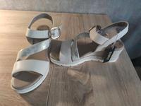Jana Sandalen Wedges beige 39H softline neu Saarbrücken-Mitte - St Johann Vorschau