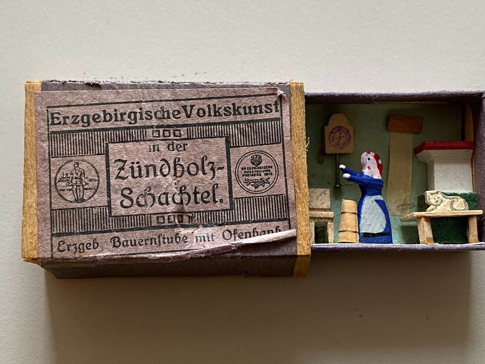 Erzgebirgische Volkskunst Zündholzschachtel Bauernstube in Bautzen