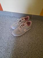 Fila Turnschuhe Sneaker 39 grau rosa Schleswig-Holstein - Ahrensburg Vorschau