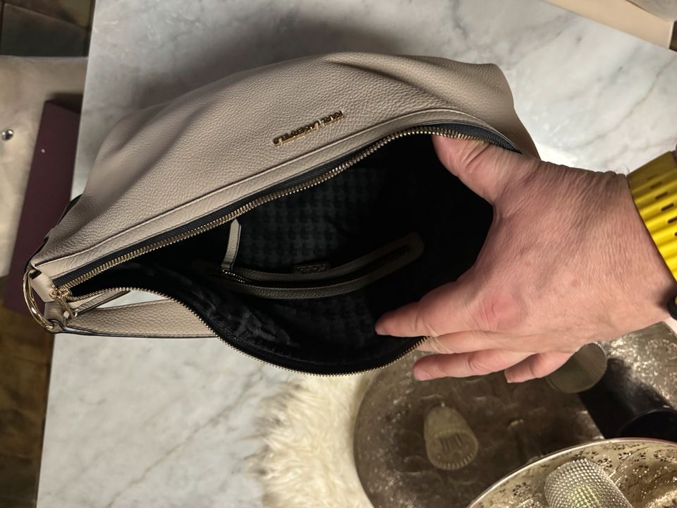 Karl Lagerfeld Handtasche in Frechen