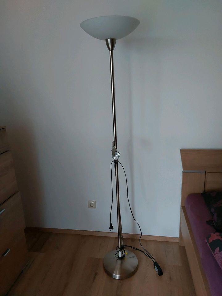 Stehlampe ca. 174cm in Windorf