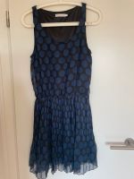 Only Kleid Gr. 38 Sommer Plissee blau schwarz ungetragen Düsseldorf - Düsseltal Vorschau