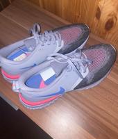 Nike Laufschuhe NEU Bayern - Vöhringen Vorschau