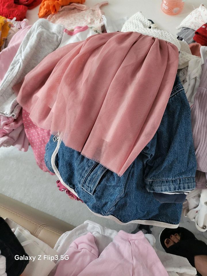 Mädchen Kleidung für Baby  50 bis 90 grosse in Erkelenz