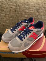 Saucony Shadow Original Sneaker grau/rot/blau NEU UK 8 Eur 42,5 Bayern - Untersiemau Vorschau