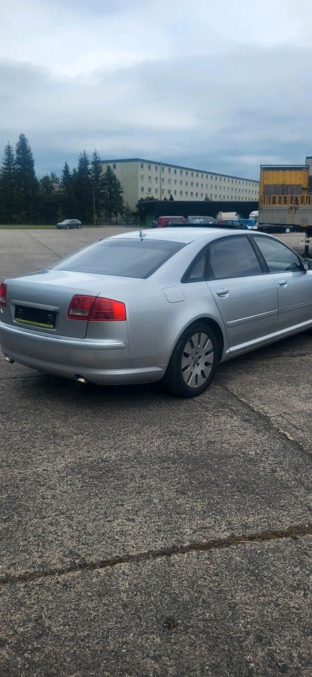 AUDI A8 L 4.2 TDI in Suhl