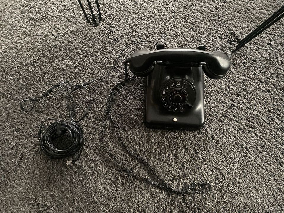Antikes Telefon voll funktionsfähig in Detmold