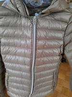 Daunenjacke taube Mango Größe 34 Hessen - Offenbach Vorschau