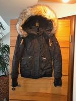 KHUJO Winterjacke mit Fellkaputze, Gr. S, schwarz, neuwertig Bayern - Meitingen Vorschau