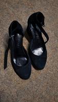 Schwarze Damenschuhe mit Absatz – fast neu, Größe 36 Bayern - Landshut Vorschau