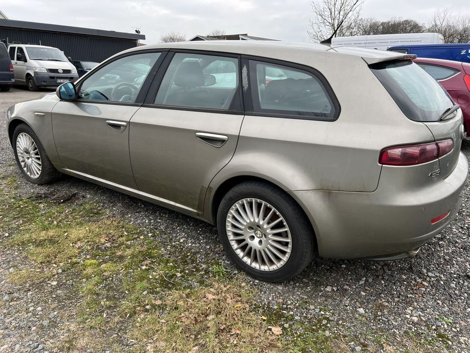 Alfa Romeo Alfa 159 in Düdenbüttel