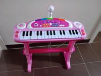 SIMBA Spielzeug Keyboard pink Musik Instrument Hessen - Jossgrund Vorschau